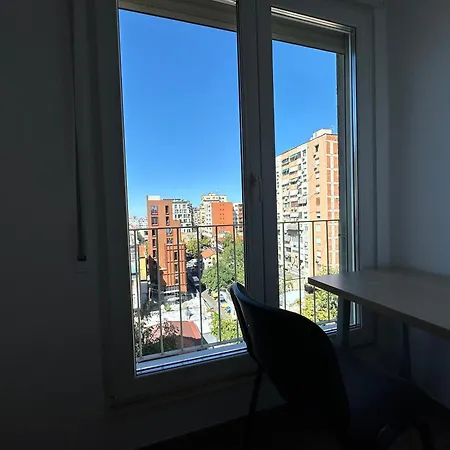 Downtown * ティラナ