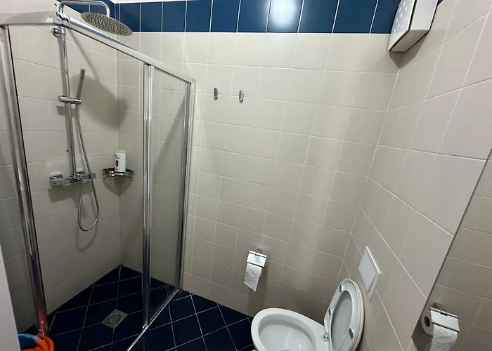 アパート Downtown ティラナ