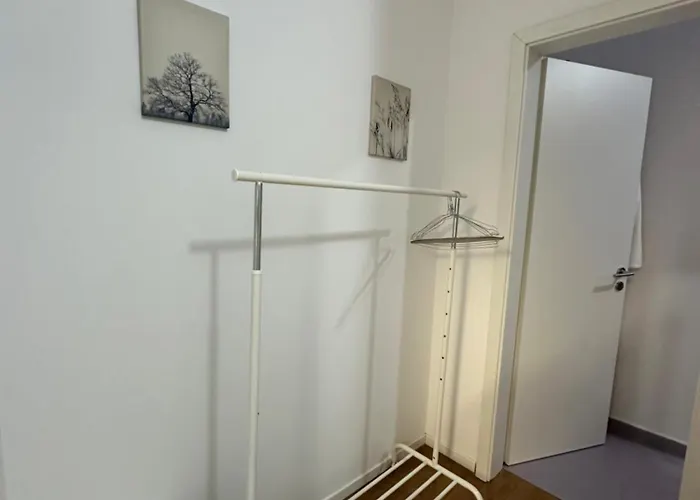 Downtown * ティラナ